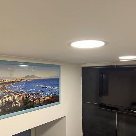 B&B Luna Rossa Napels Buitenkant foto